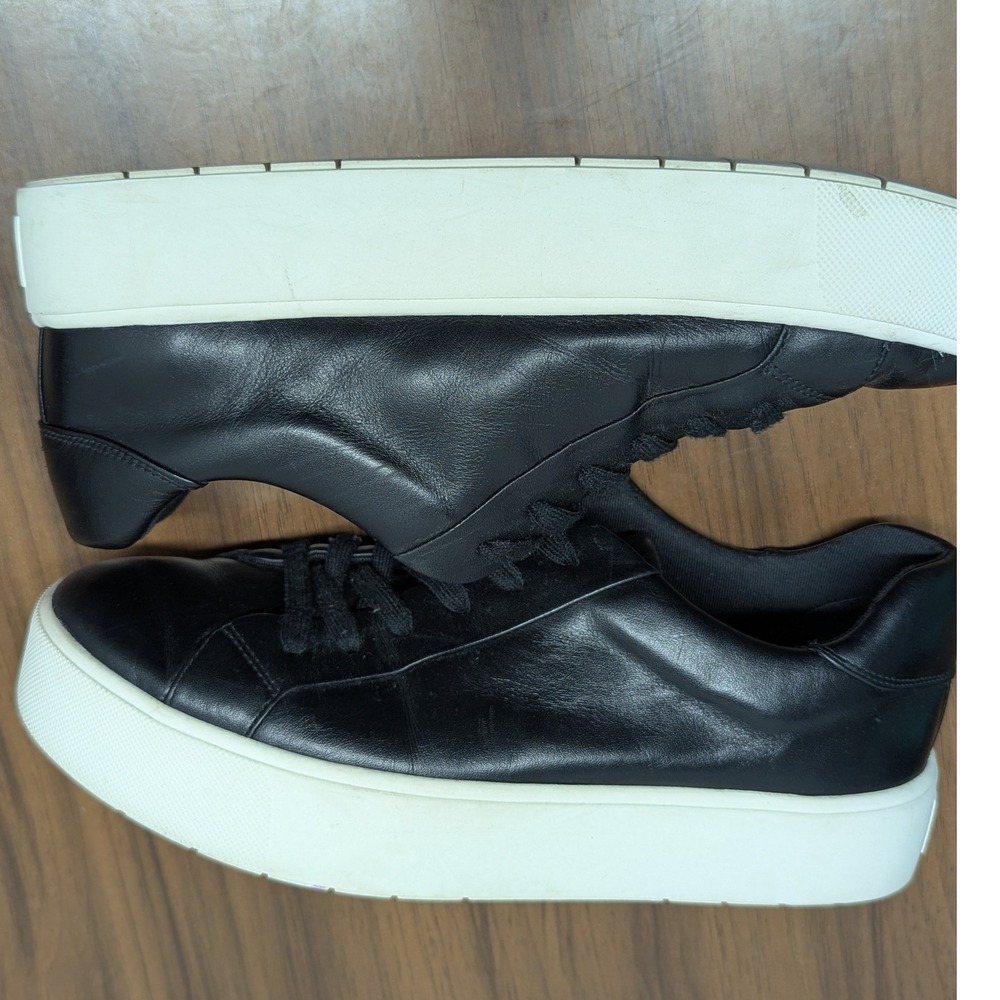 Vince Black Leather Platform Lace Up Sneakers Womens size 8 Flatform Low Top